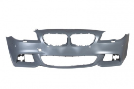 Bara auto fata compatibil cu BMW seria 5 F10 2009-2013, cu gauri pentru spalator de faruri, cu gauri pentru senzorii de parcare, M-Tehnic design