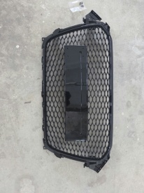 Grila Centrala Fara Emblema compatibil cu Audi A4 B8 2007-2012 RS Design Negru Lucios, Produs deteriorat! - Img 5