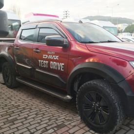 Set 4 Protectii laterale pentru usi compatibile Isuzu D-MAX 2020-> , plastic ABS calitate Premium - Img 4