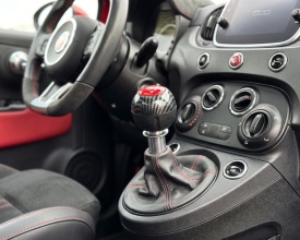 Nuca schimbator de viteze compatibil cu Fiat 500 Abarth 2007->, 6 trepte, carbon cu rosu - Img 6
