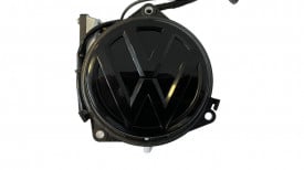 Camera marsarier flip in sigla pentru VW Golf 7 cu sigla complet neagra - Img 1