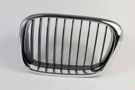 Grila centrala compatibila cu BMW E39 1996-2004 partea stanga