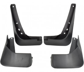 Set 4 bucati aparatori noroi dedicate Audi A3 8V berlina 2013-2017