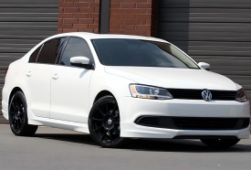 Praguri laterale compatibil cu VW Jetta 2010-2017 R-line Look - Img 3