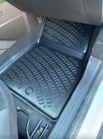 Set covorase auto cauciuc Dacia Duster III 2024-> 4x2, Eco G, Myld Hybrid, Tce, forma tavita - Img 2