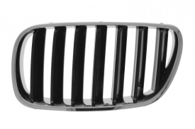 Grila centrala compatibila cu BMW X3 2004-2011 partea stanga
