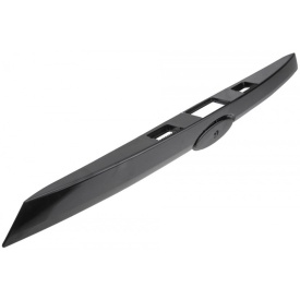 Ornament capac buton haion portbagaj compatibil Ford Focus II Facelift 2007-2010, pentru versiunea cu 3 sau 5 usi fara telecomanda