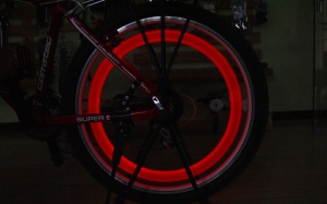 Lumina LED Ambientala pentru bicicleta - ROSU - Img 4