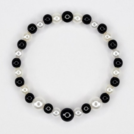 Brățară elegantă &quot;Moon&#039;s Kiss&quot; cu mărgele negre și perlate. Mărime universală. Cadou perfect.