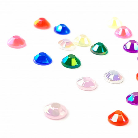 Pietre Multicolore cu Reflexii, Decouri Unghii de Tip Nail Art
