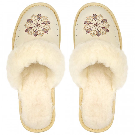 Papuci de Casa din Piele Imblaniti cu Lana, Marca Tylbut Model 'Beautiful Winter'