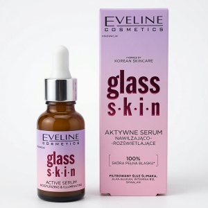 Formulă avansată cu Niacinamidă și acid hialuronic ce protejează bariera epidermică și uniformizează nuanța tenului.
