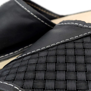 Papuci de Casa din Piele Marca Tylbut Model 'Dark Knight'