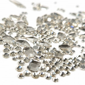 Pietricele Unghii Mixte Forme si Dimensiuni Diferite