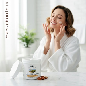 Formula perfectă pentru utilizare zilnică (zi și noapte), ce redă strălucirea naturală a pielii deteriorate.