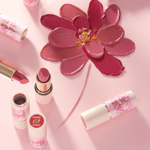 Ruj Buze Ultra Shine Flower Garden Eveline No. 01