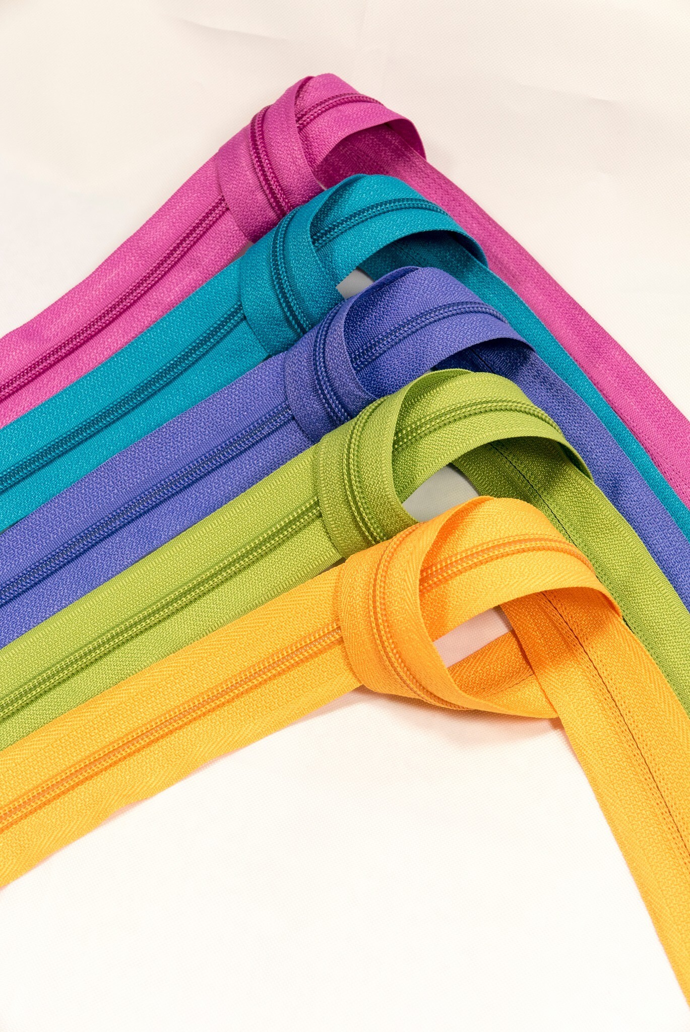 Т5 Ципова лента и плъзгачи OEKO-TEX®