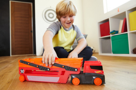 Hot Wheels Mega Transportatorul De Masini - Img 6