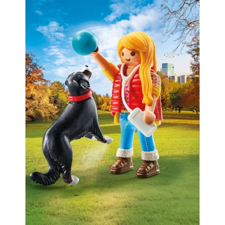 Playmobil - Figurina femeie cu animalut de colectie caine de Munte - Img 5