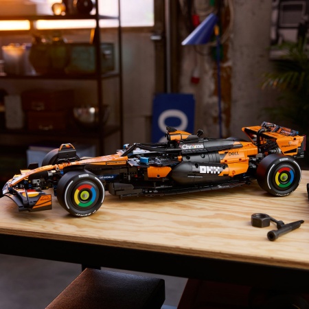 Mașina F1 McLaren MCL39 - Img 4