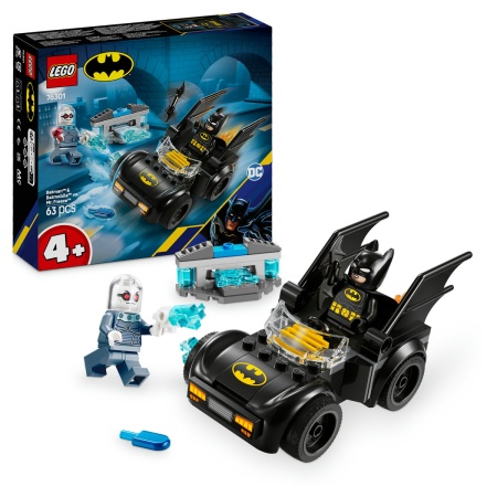 Batman™ si Batmobile™ vs. Mr. Freeze™