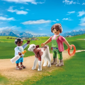 Playmobil - Set 2 figurine Femeie fermier cu copil si vitel - Img 4
