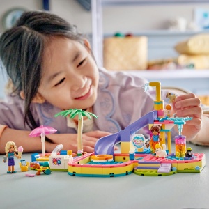 O zi distractivă în parcul acvatic - Img 4