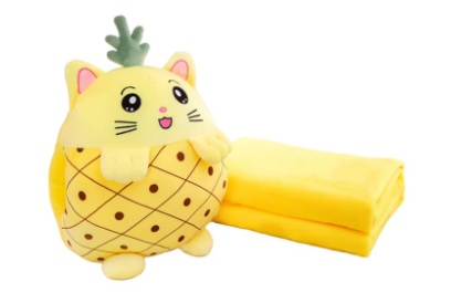 Jucarie de plus multifunctionala, dimensiuni 25X30X30cm, cu Paturica pufoasa, dimensiuni 180x100cm, Model Ananas, Culoare Galben