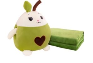 Jucarie de plus multifunctionala, dimensiuni 25X30X30cm, cu Paturica pufoasa, dimensiuni 180x100cm, Model Para, Culoare Verde Inchis
