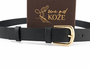 Crni elegantni ženski kožni kaiš sa elegantnom zlatnom kopčom