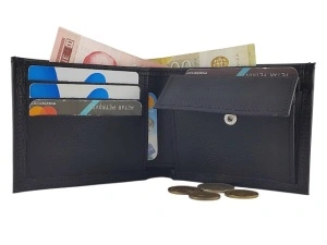 Crni klasični muški kožni novčanik