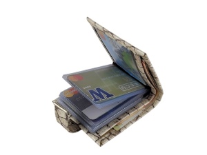 Ženski kožni novčanik za 12 kartica i papirni novac bež kroko - Img 5