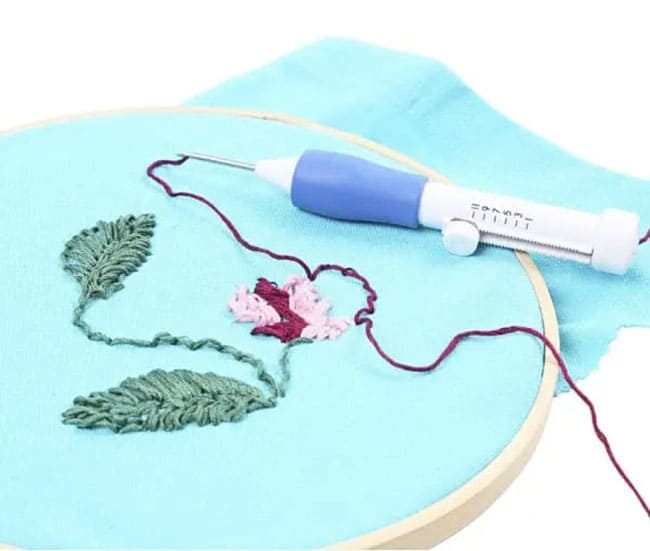 Broderie punch needle