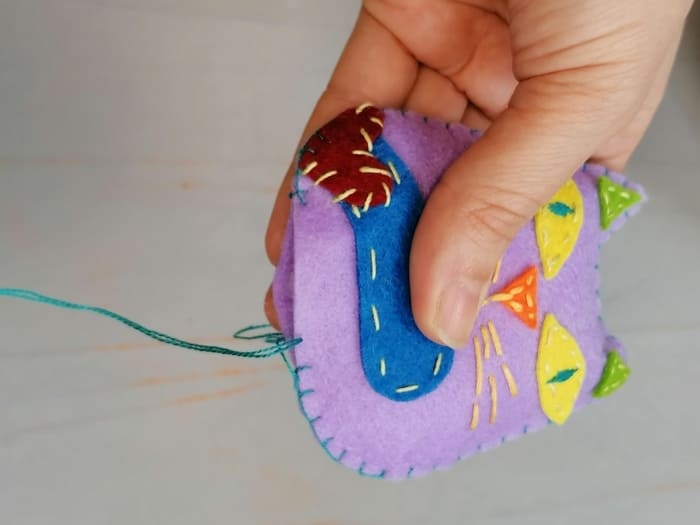 martisor brosa  umplut cu vatelina 