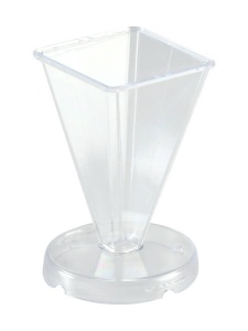 Matrita piramida pentru lumanari 75x48x48mm Graine Creative 140510