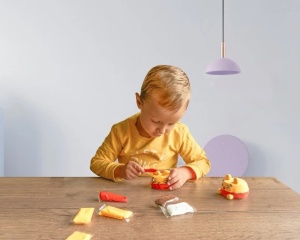Set creatie cu argila usoara, 6 culori, Squishy Hero Squiny Pooh, Okto, OK70128