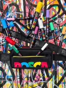 Borseta Posca cu 2 fermoare echipata cu 16 markere