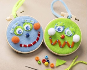 Kit creatie mini craft embroidery fete albastru verde 977783 DIY copii