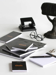 Notebook cu Capsa 80 file 80g Hartie Matematica Rhodia