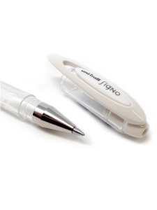 Pix cu gel Angelic Uni-Ball Signo UM-120AC