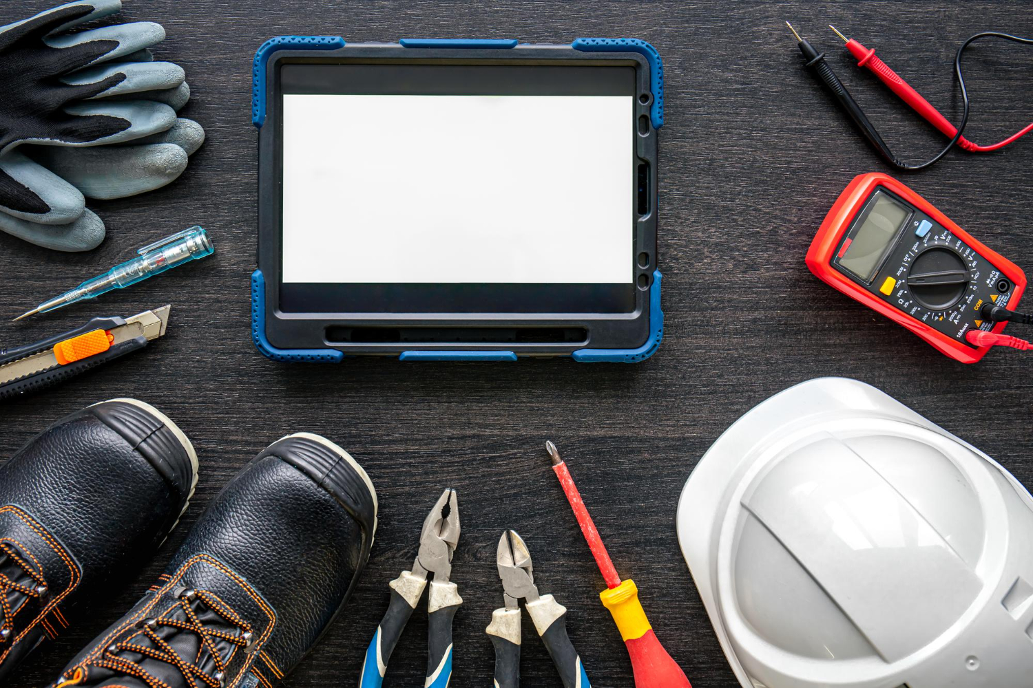Top caracteristici ale celor mai buni bocanci de protectie pentru electricieni - ProtectStore