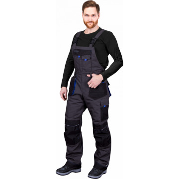 Pantaloni cu pieptar matlasati Formen Winter, buzunare scule, suport genunchiere, poliester si bumbac