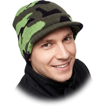 Caciula cu cozoroc CZBAT