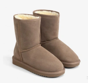 Cizme tip UGG - clasic mediu, nisipiu
