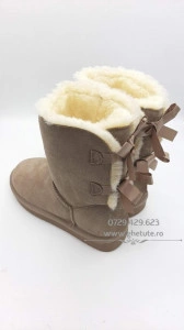Cizme tip UGG - doua fundite, sand