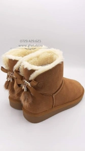 Ghete tip UGG - fluffy camel