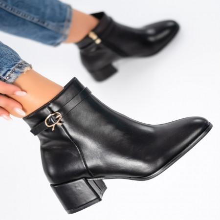 Botine Imblanite cod: B10836