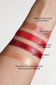Chanel Rouge Allure Laque Ultrawear Shine Liquid Lip Colour - 90 Golden Beige - Ruj lichid - 5,5 ml - Img 3
