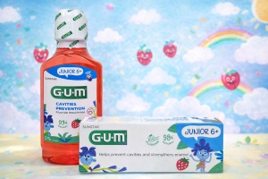 PACHET GUM Junior Capsuni