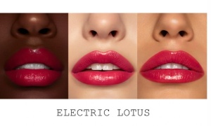 Pat McGrath Labs - Lip Fetish Divinyl Lip Shine - Luciu de buze - Electric Lotus 2,5g -EDITIE LIMITATA - Img 5